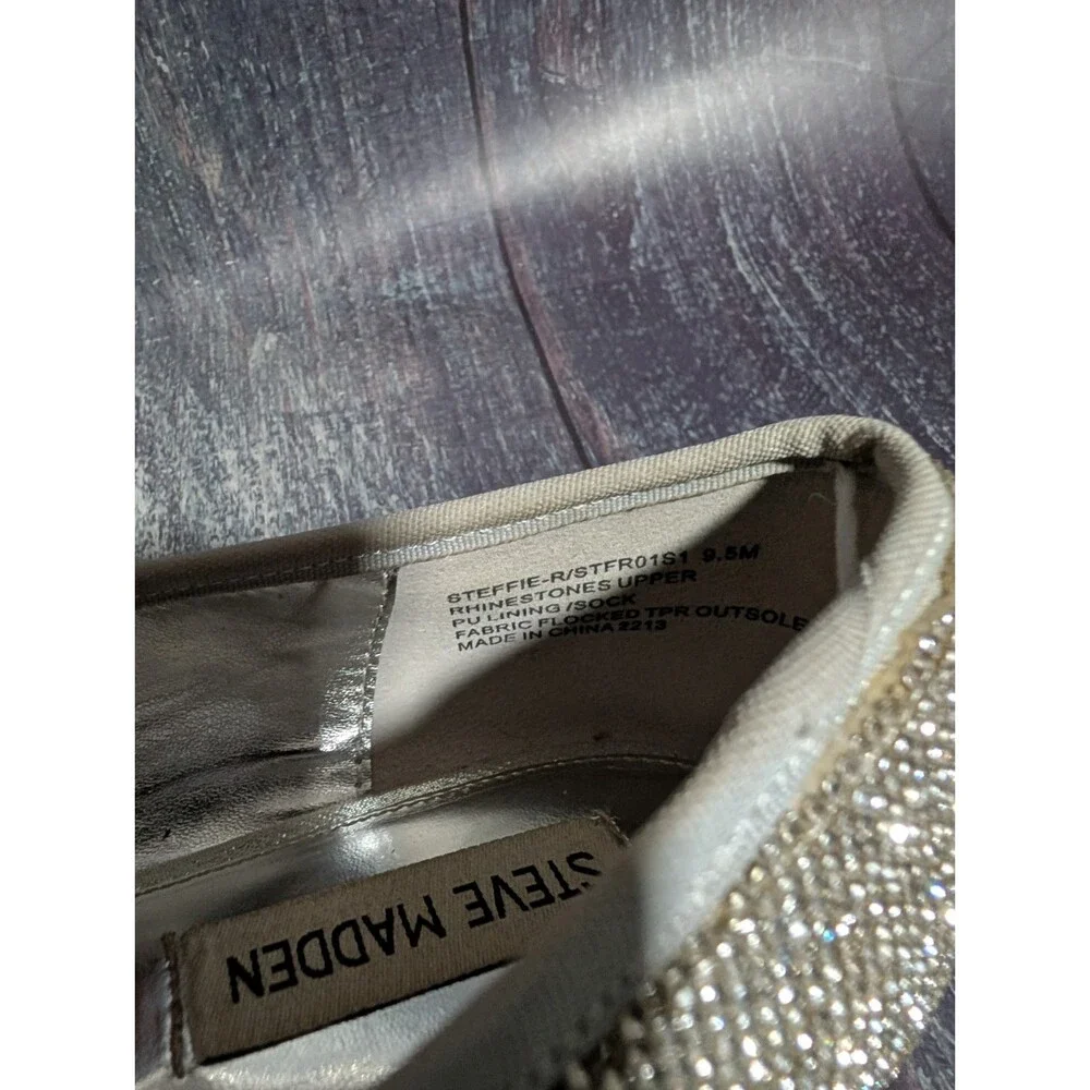 Steve Madden Silver w/ Rhinestones Flats - Steffie - Size 9.5 M - Box